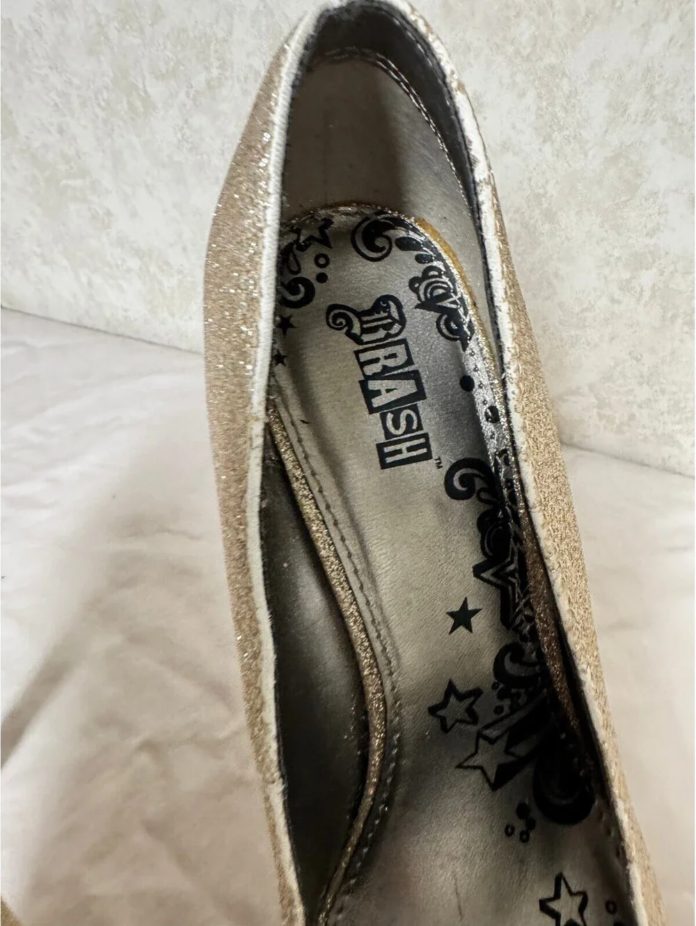 BRASH Gold Glitter Platform Stiletto Pumps Women's Size 9